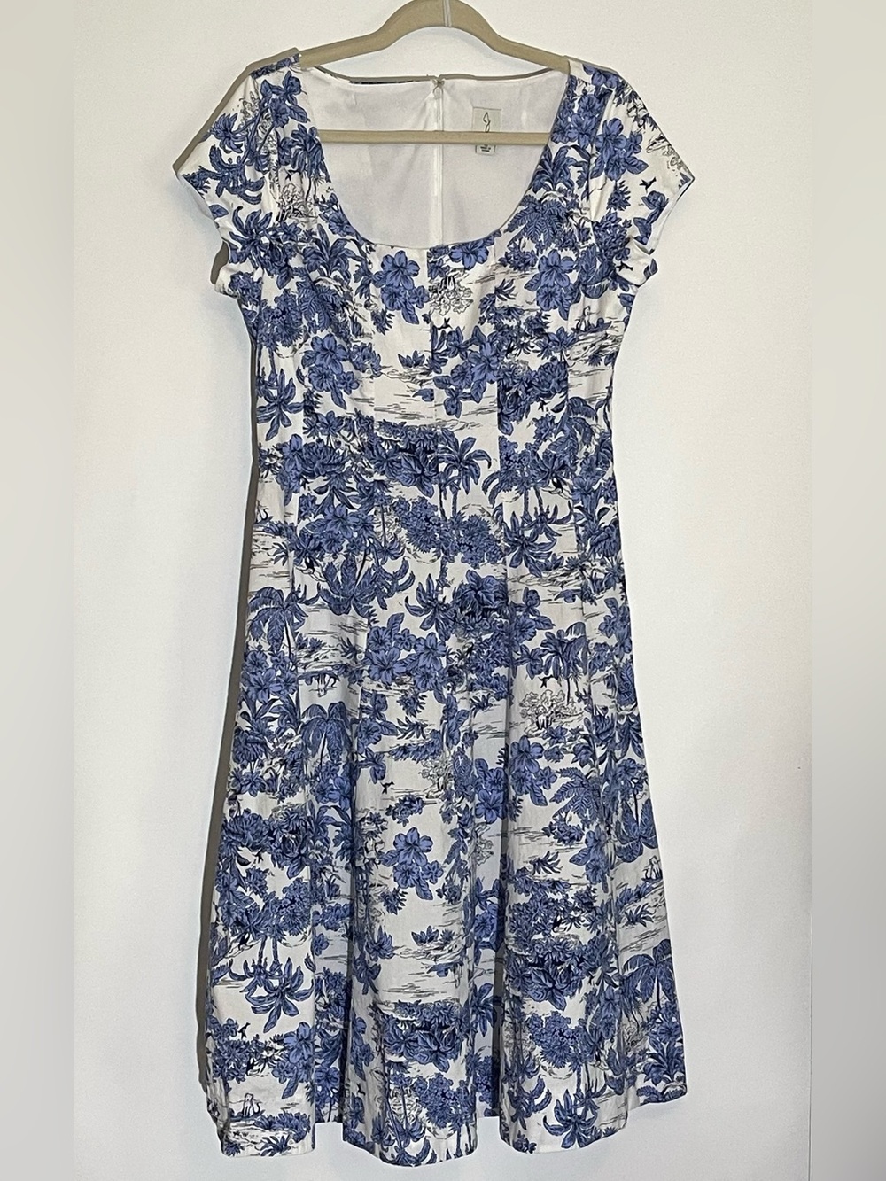 Joie Blue and White Floral Midi Dress - Picture 2 of 11